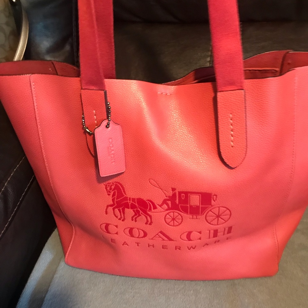 Coach Bag - Picture 2 of 6